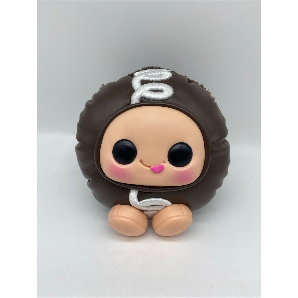 MGA Miniverse Hyojo Hostess Cupcake Brown White Swirl Faux Leather 2025 Cute